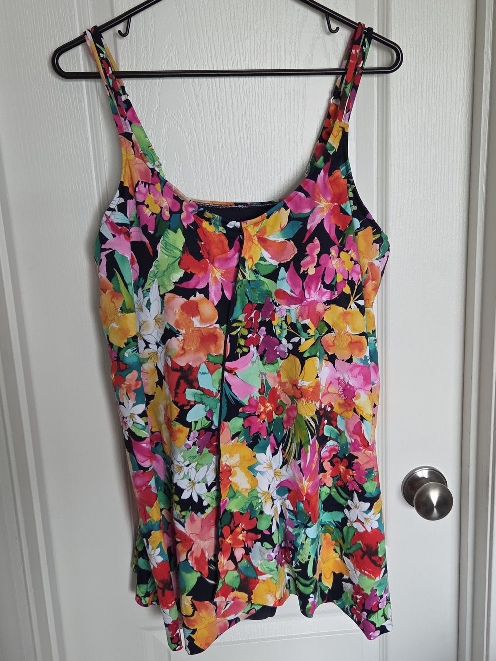 Vibrant Floral Scoop Neck Swimdress Plus Size 18W